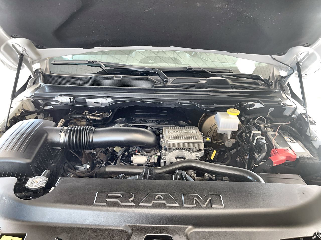 2023 Ram RAM 1500 Crew Cab 4x4 (dt) in Regina, Saskatchewan