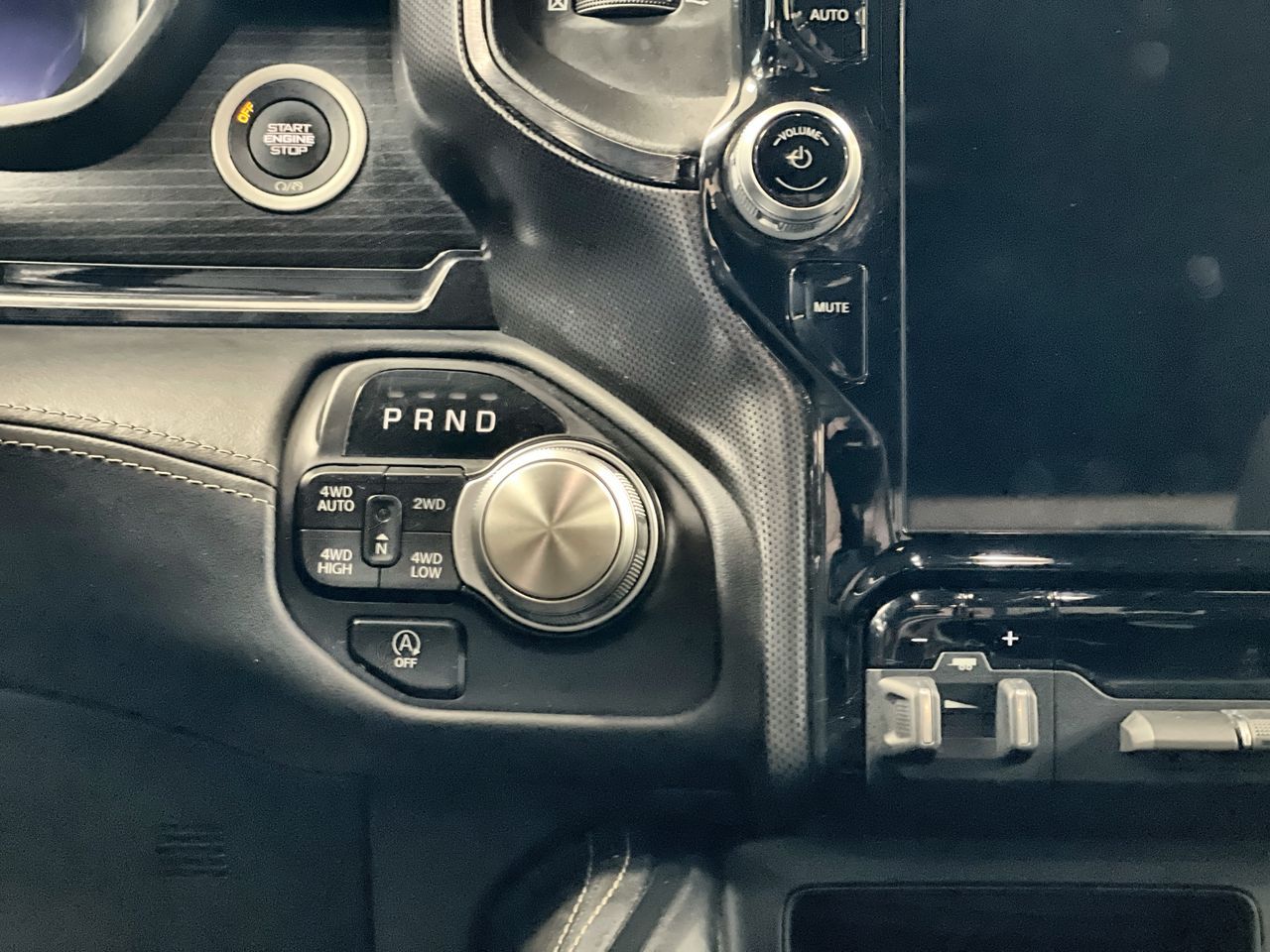 2023 Ram RAM 1500 Crew Cab 4x4 (DT)