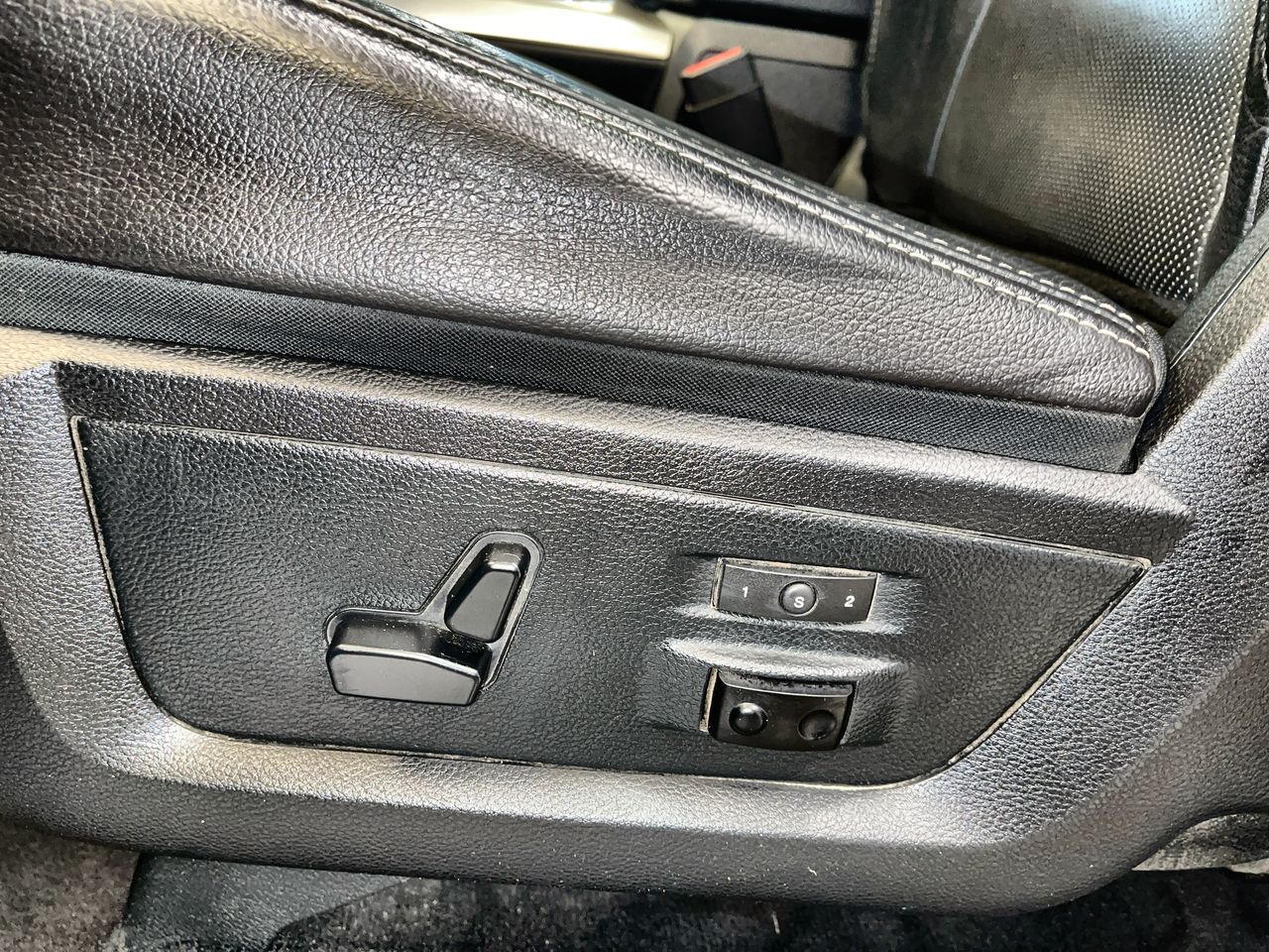 Ram RAM 1500 Crew Cab 4x4  2016 à Regina, Saskatchewan