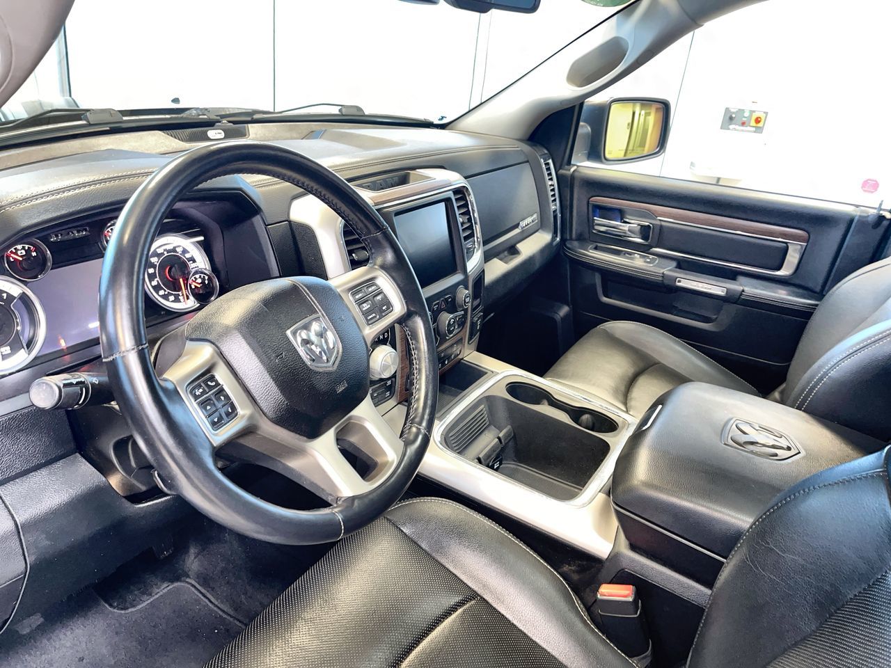 Ram RAM 1500 Crew Cab 4x4  2016 à Regina, Saskatchewan