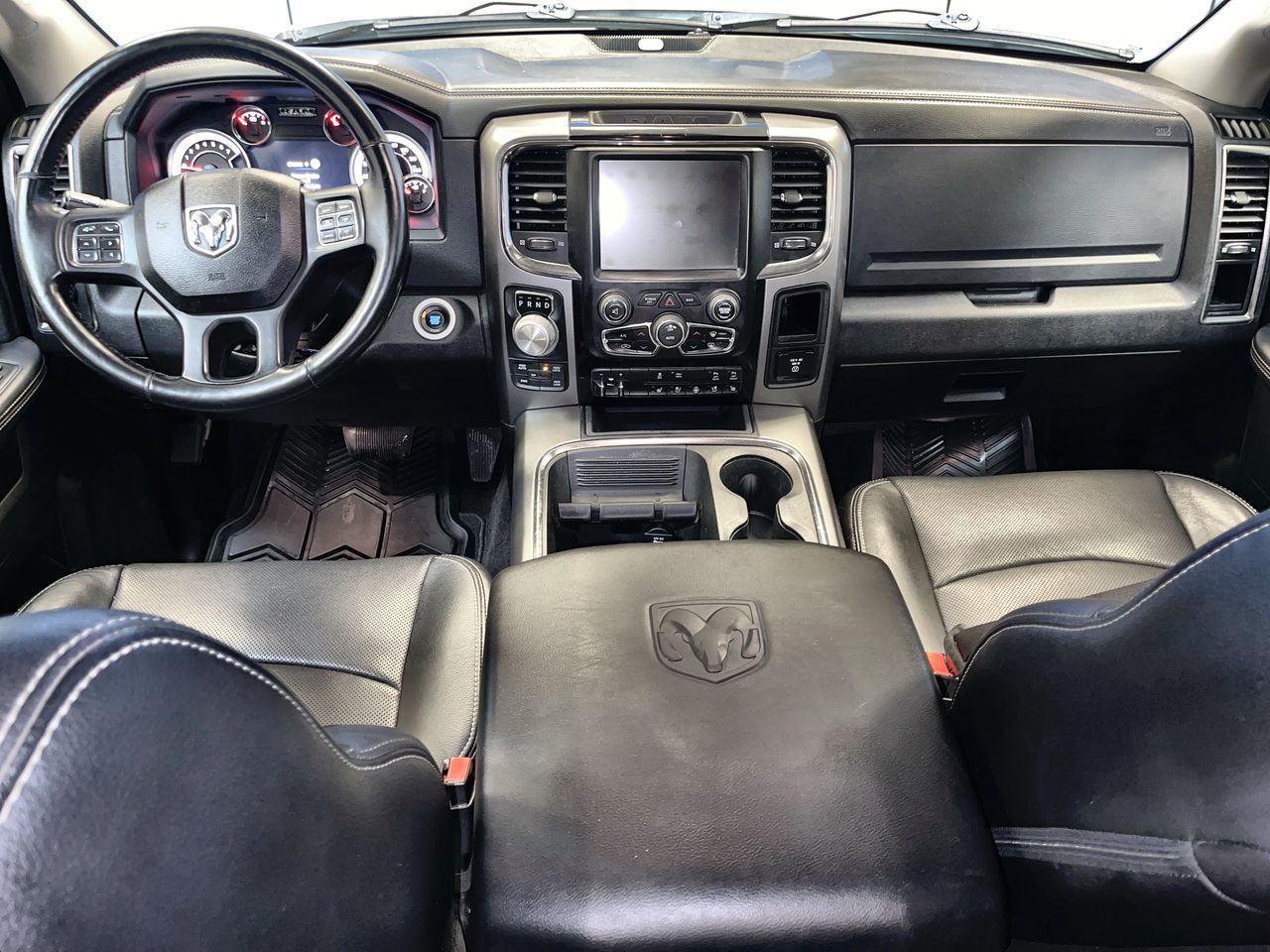 2017 Ram RAM 1500 Crew Cab 4x4 in Regina, Saskatchewan