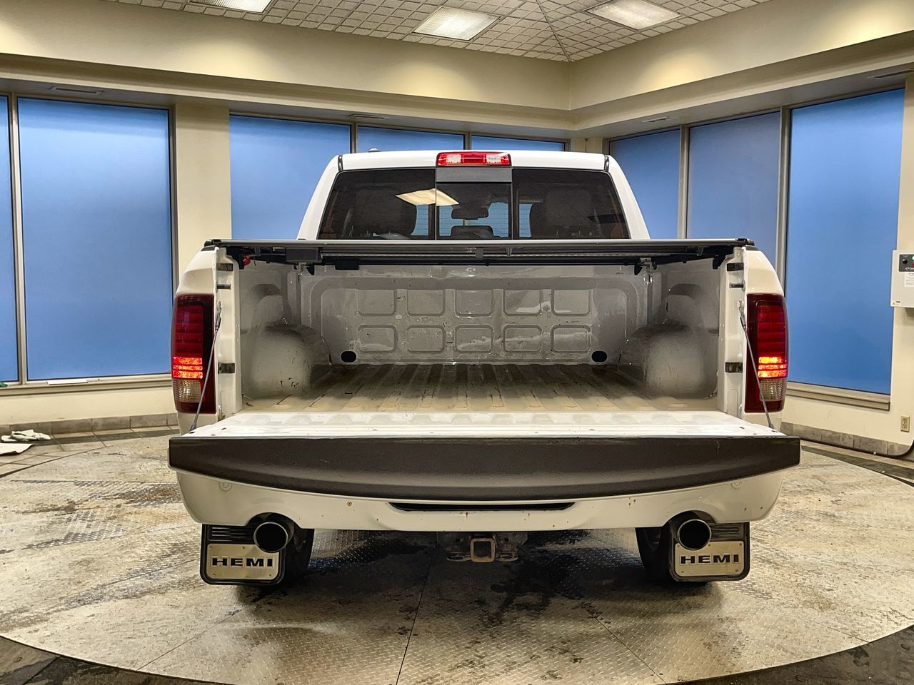 2017 Ram RAM 1500 Crew Cab 4x4 in Regina, Saskatchewan