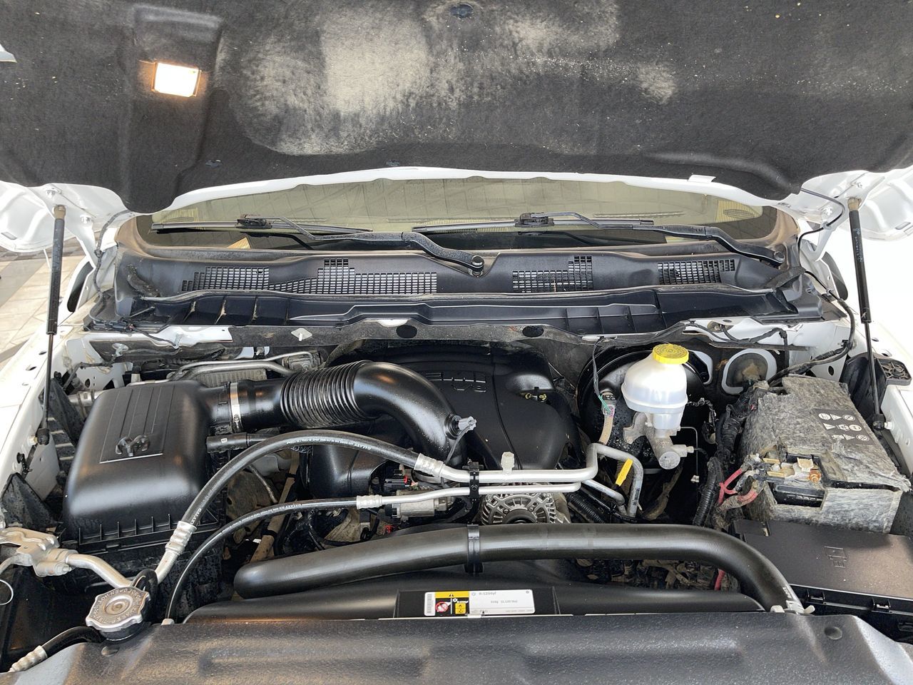 2017 Ram RAM 1500 Crew Cab 4x4 in Regina, Saskatchewan