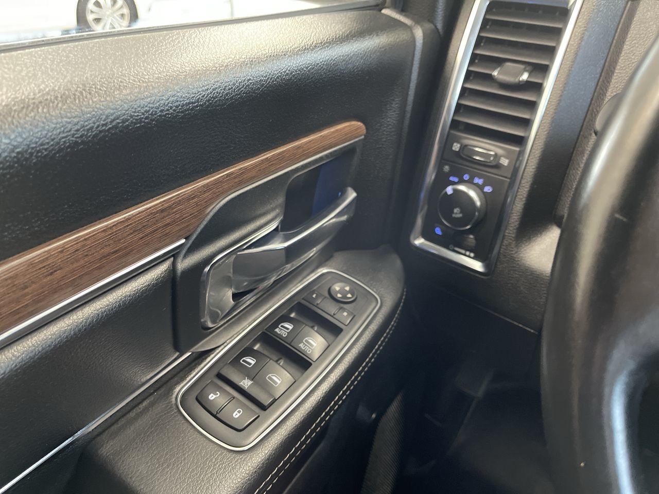 2017 Ram RAM 1500 Crew Cab 4x4