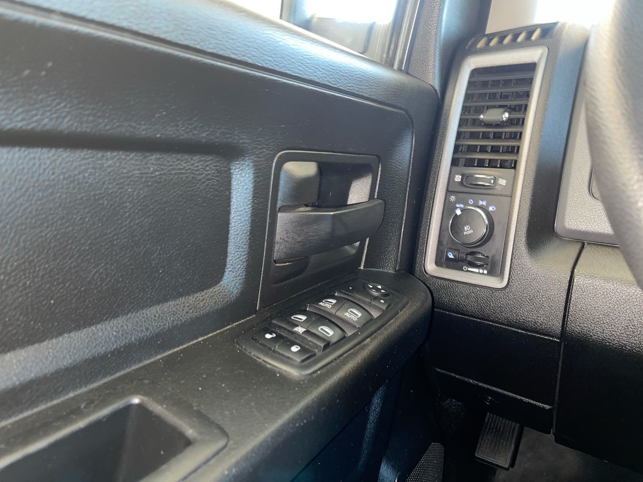 2019 Ram RAM 1500 Quad Cab 4x4 (DS)
