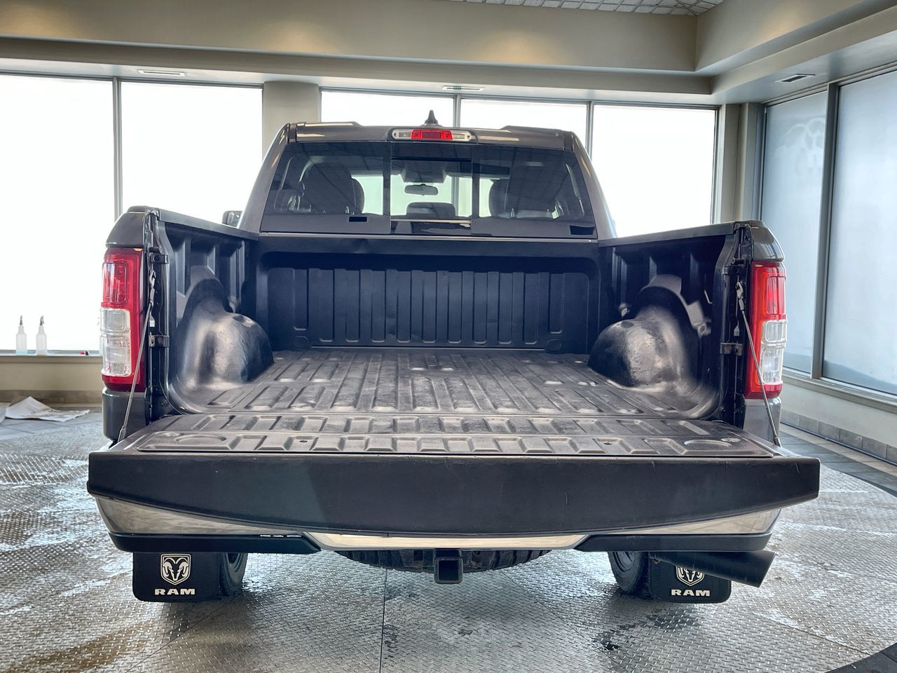 Ram RAM 1500 Quad Cab 4x4 (dt)  2019 à Regina, Saskatchewan