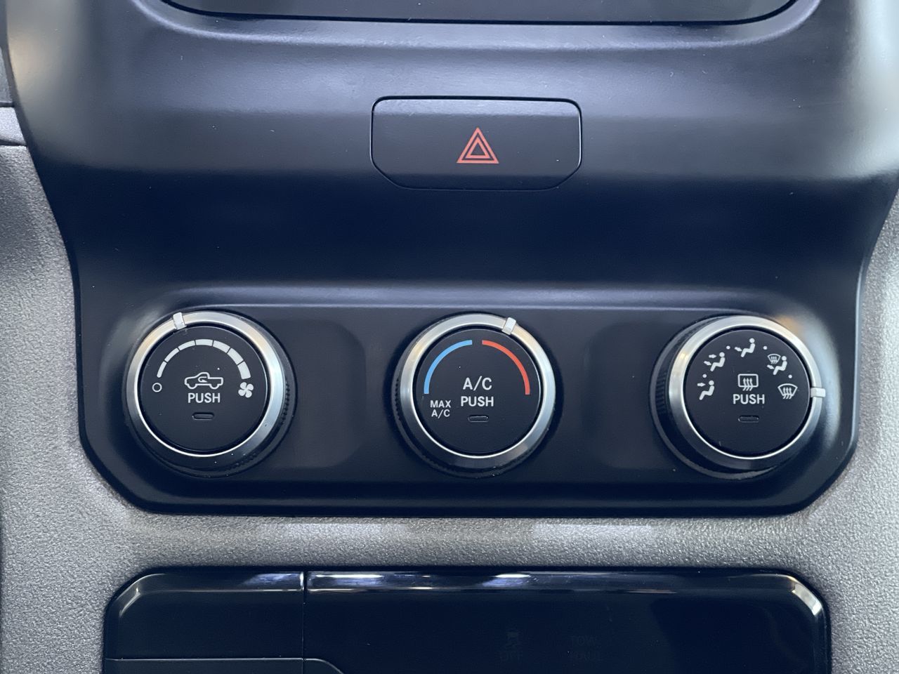 Ram RAM 1500 Quad Cab 4x4 (dt)  2019 à Regina, Saskatchewan