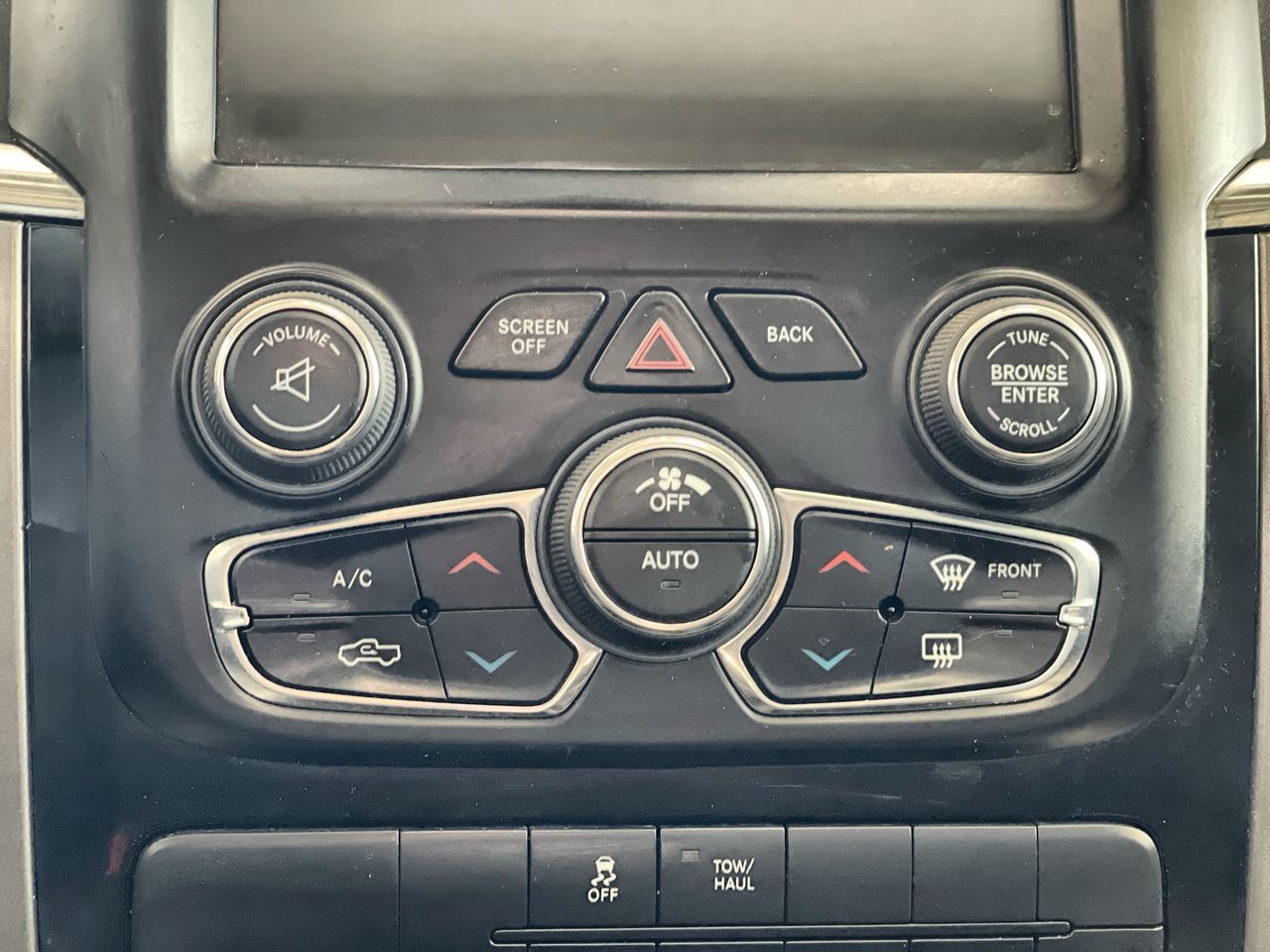 2017 Ram RAM 1500 Quad Cab 4x4 in Regina, Saskatchewan
