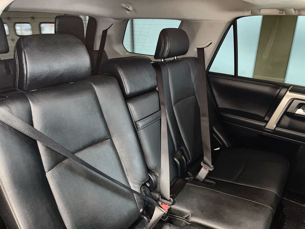 Toyota 4Runner  2019 à Regina, Saskatchewan