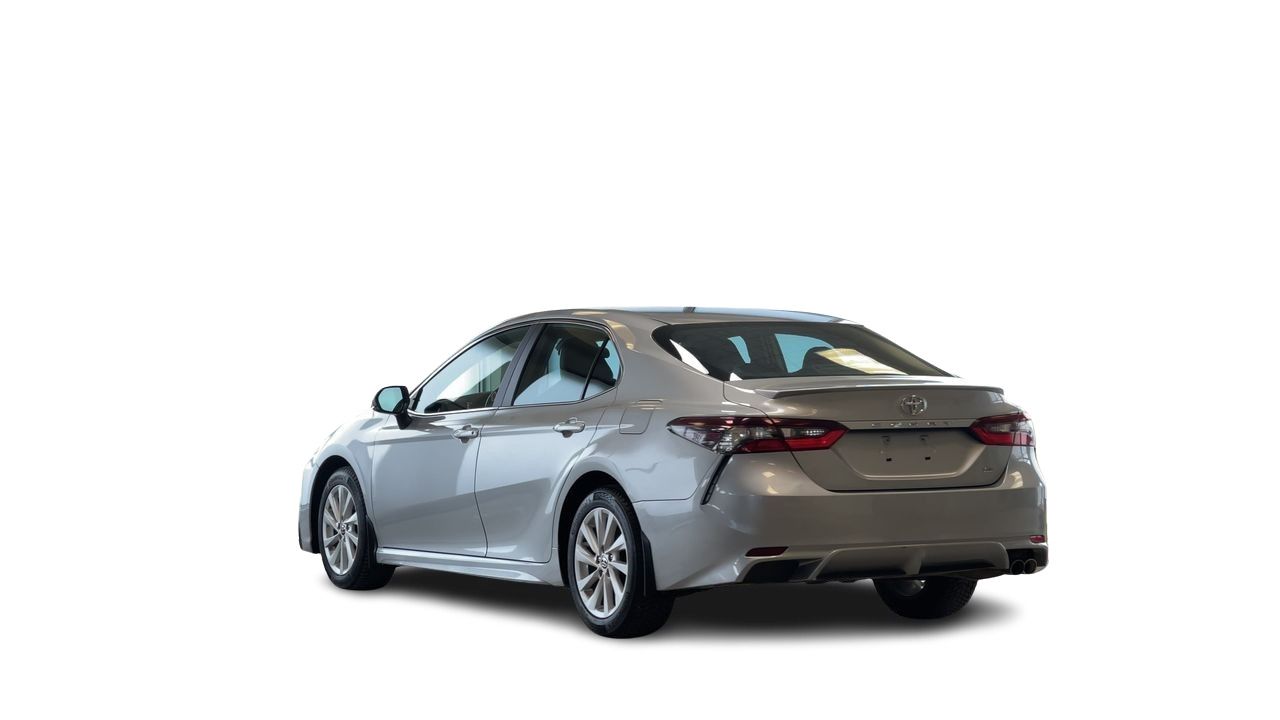 Toyota Camry  2021 à Regina, Saskatchewan