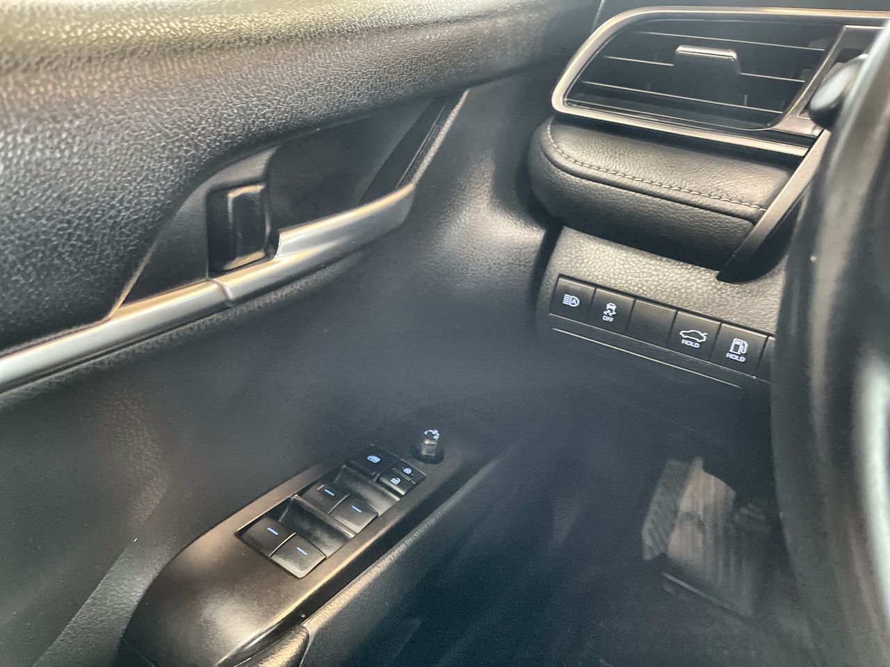 Toyota Camry  2021 à Regina, Saskatchewan