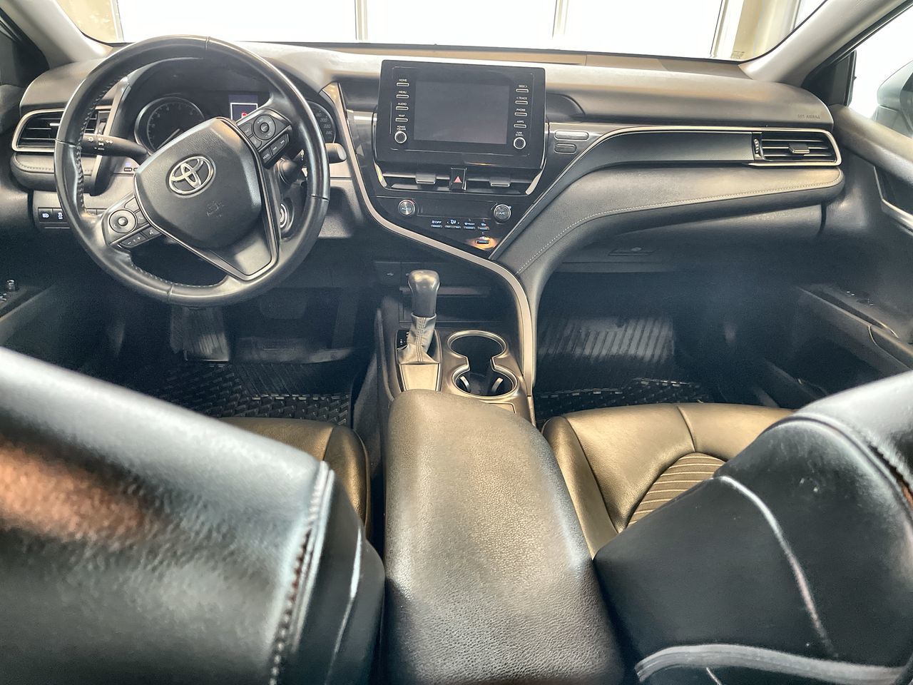 Toyota Camry  2021 à Regina, Saskatchewan