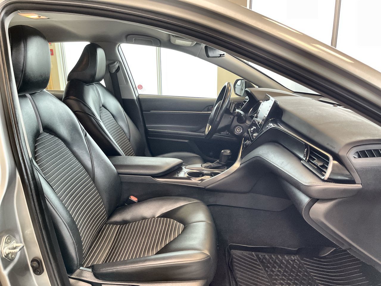 Toyota Camry  2021 à Regina, Saskatchewan