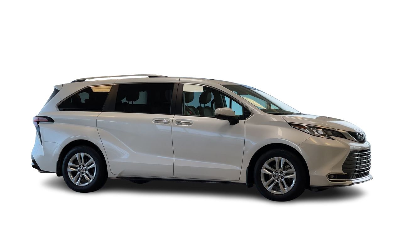 Toyota Sienna Hybrid  2023 à Regina, Saskatchewan
