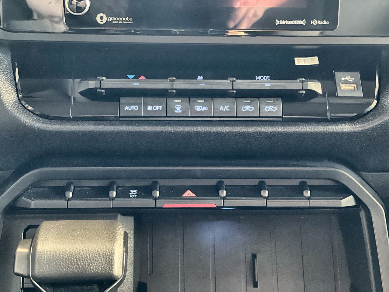 2023 Toyota TUNDRA 4X4