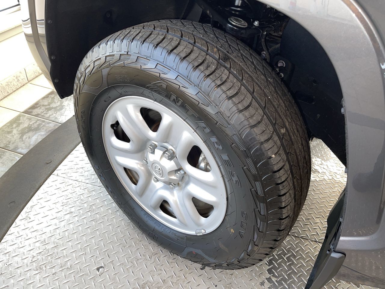 2023 Toyota TUNDRA 4X4