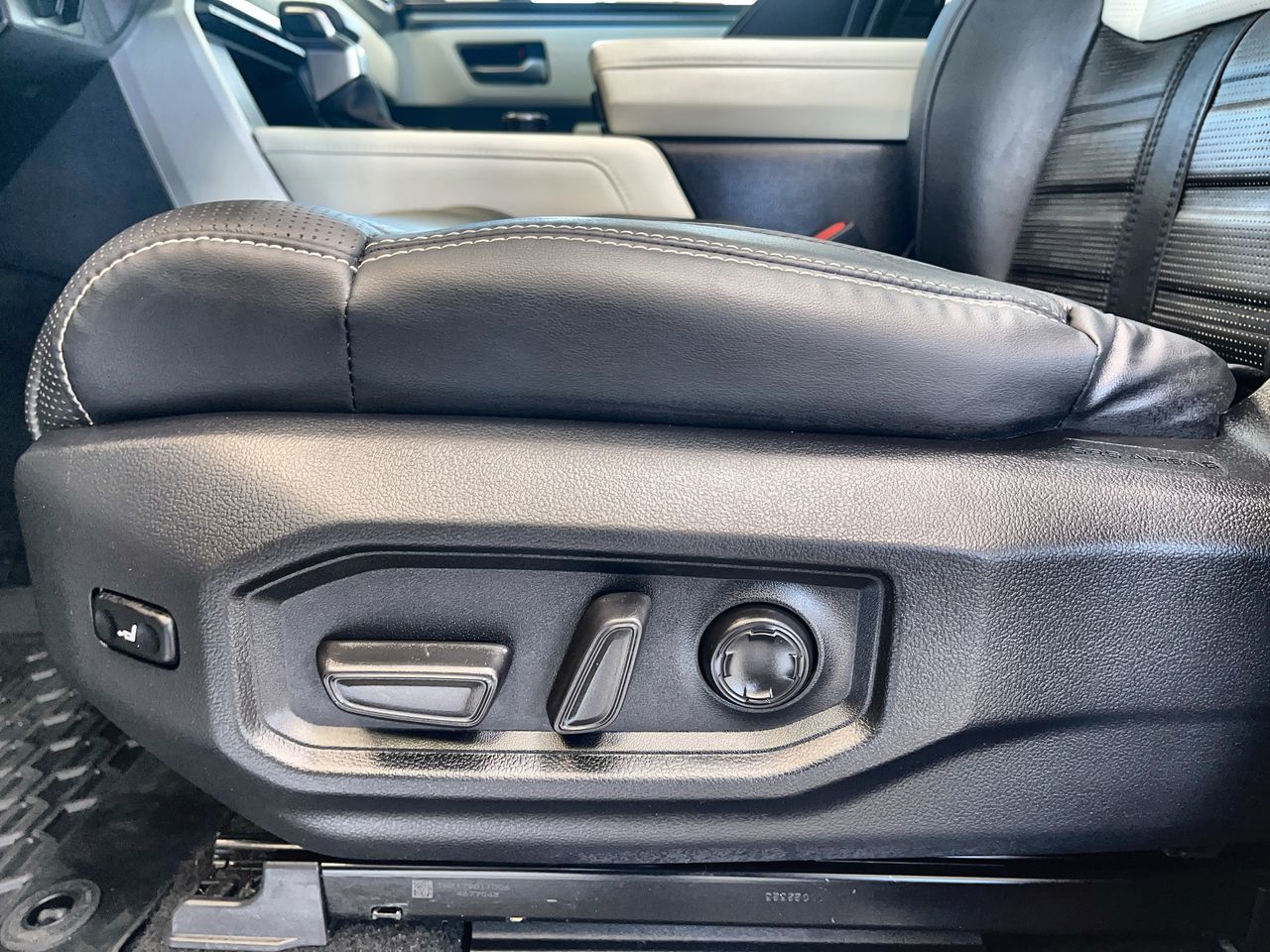 2023 Toyota TUNDRA HYBRID in Regina, Saskatchewan