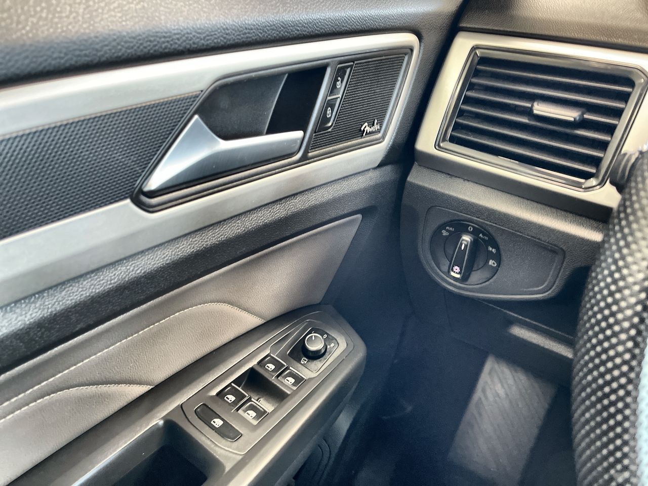 2022 Volkswagen Atlas Cross Sport