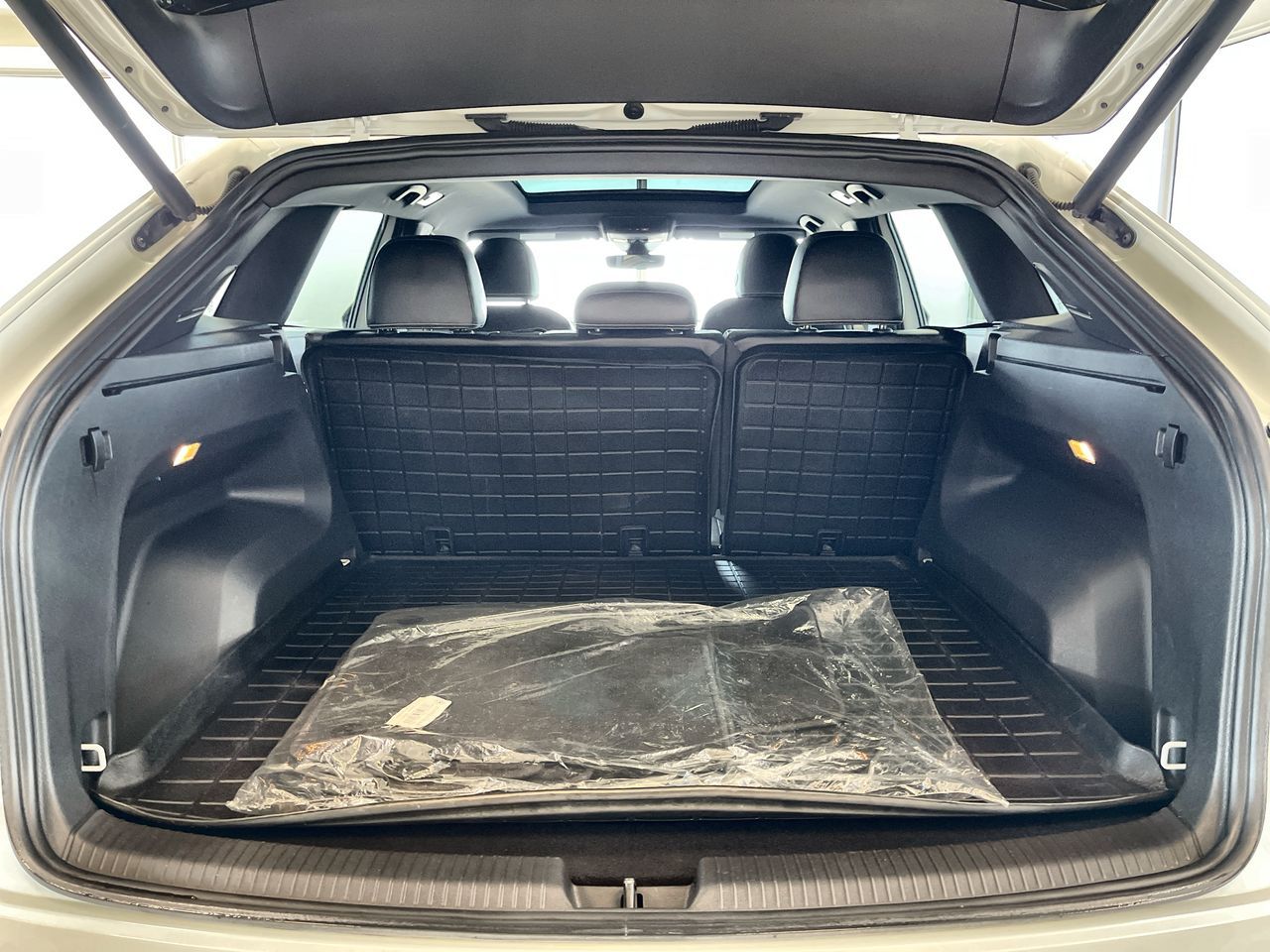 2022 Volkswagen Atlas Cross Sport