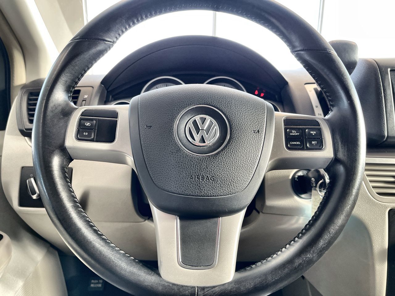 2011 Volkswagen Routan in Regina, Saskatchewan