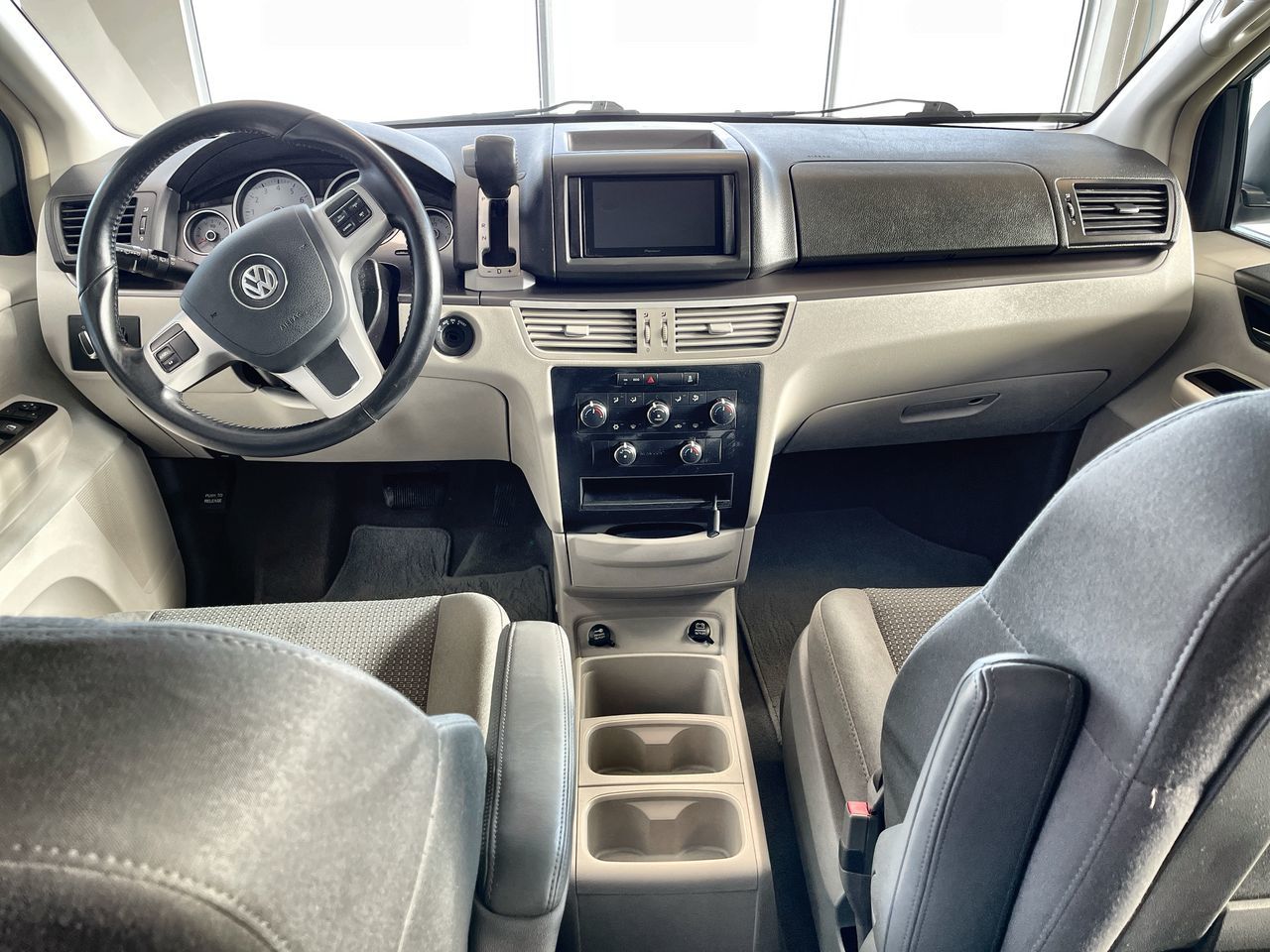 2011 Volkswagen Routan in Regina, Saskatchewan