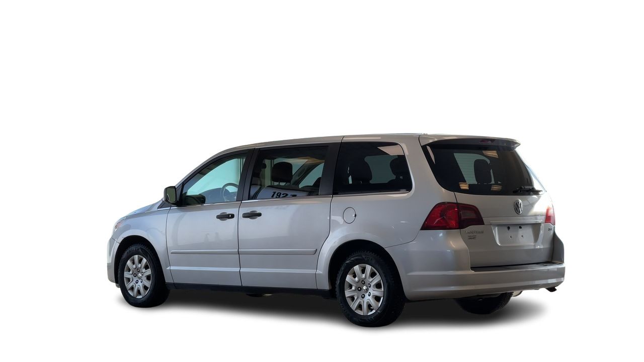 2011 Volkswagen Routan in Regina, Saskatchewan