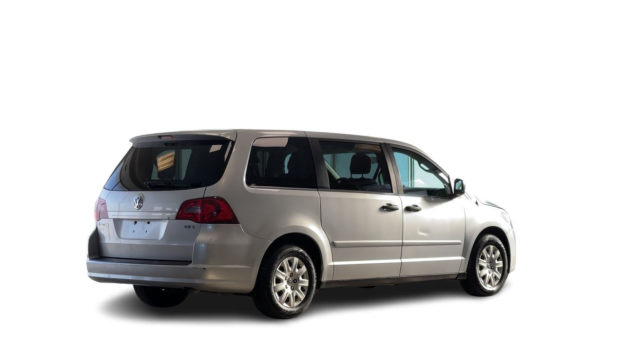 2011 Volkswagen Routan in Regina, Saskatchewan