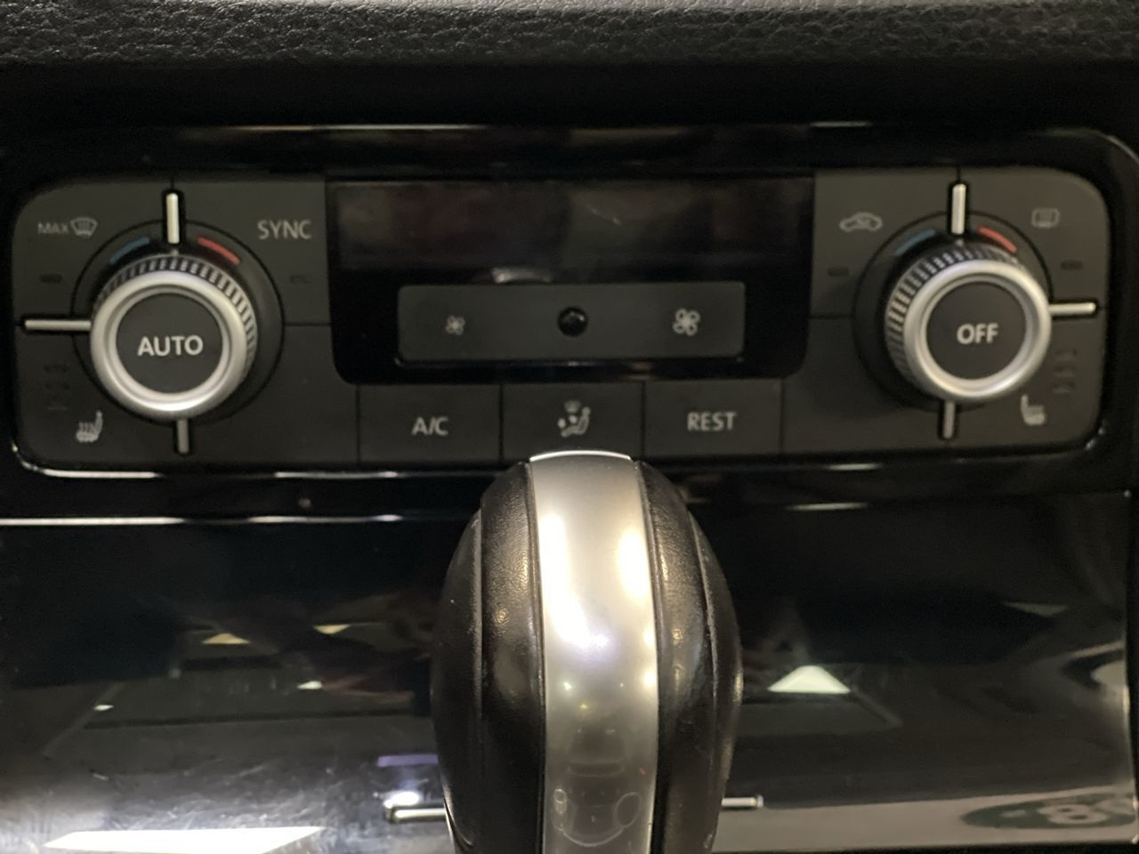 Volkswagen Touareg  2015 à Regina, Saskatchewan