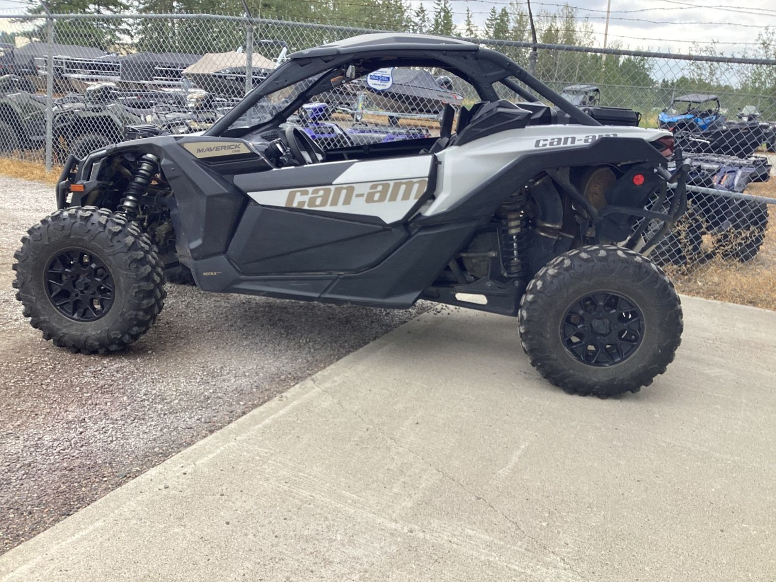 2023 Can Am MAVERICK  1000  DS