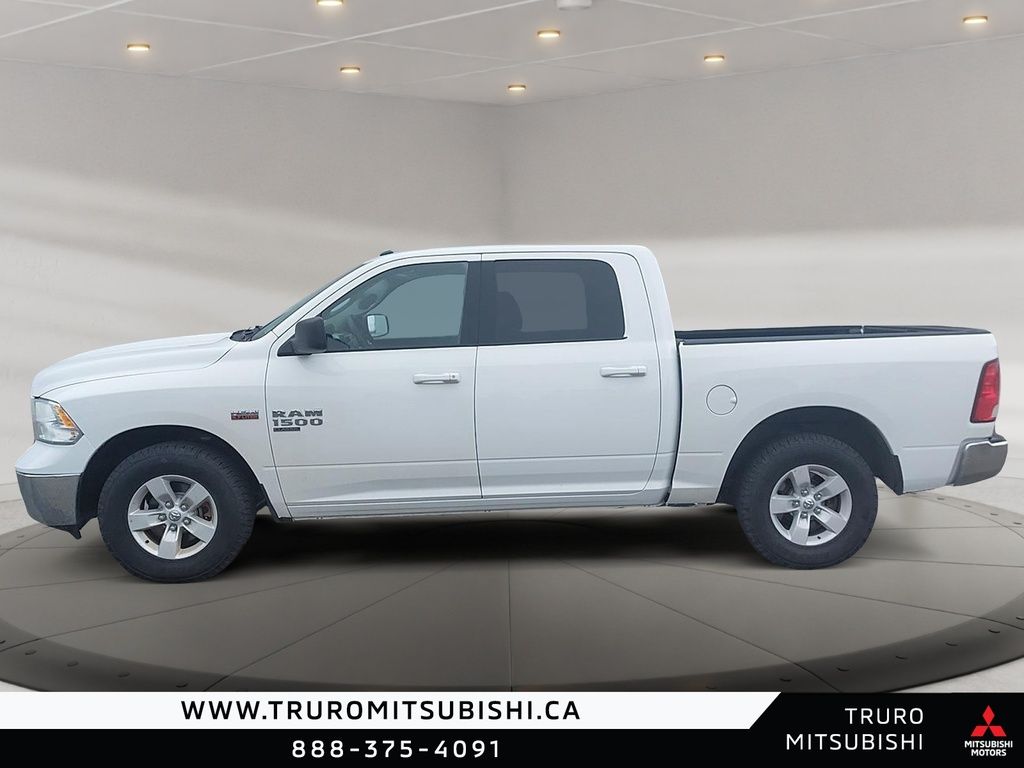 Photo 2021 Ram 1500 Classic SLT #5