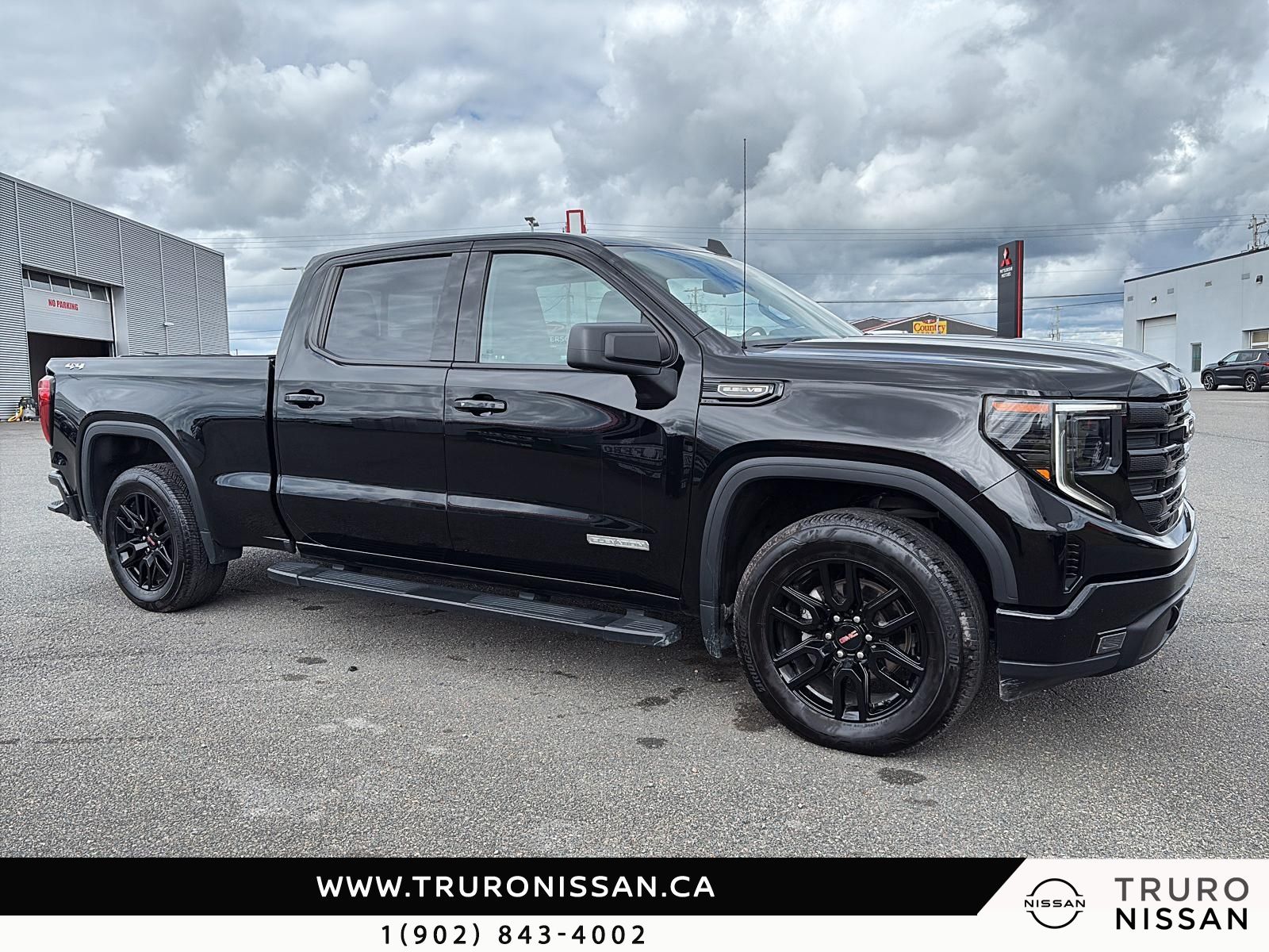 Photo 2023 GMC Sierra 1500 Elevation #2