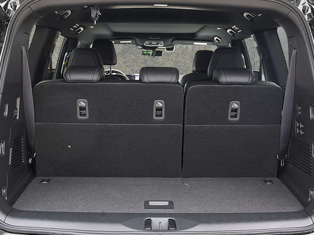 Photo Nissan Armada PRO-4X 2026 #7