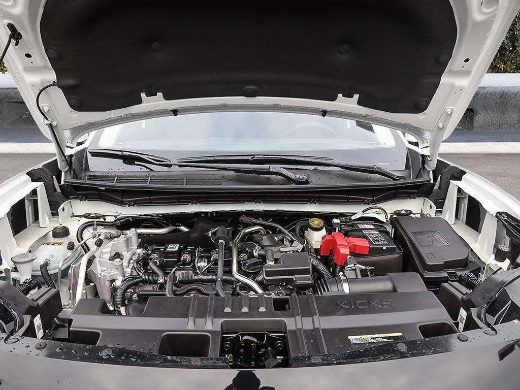 Photo 2026 Nissan Kicks SR Premium AWD #6