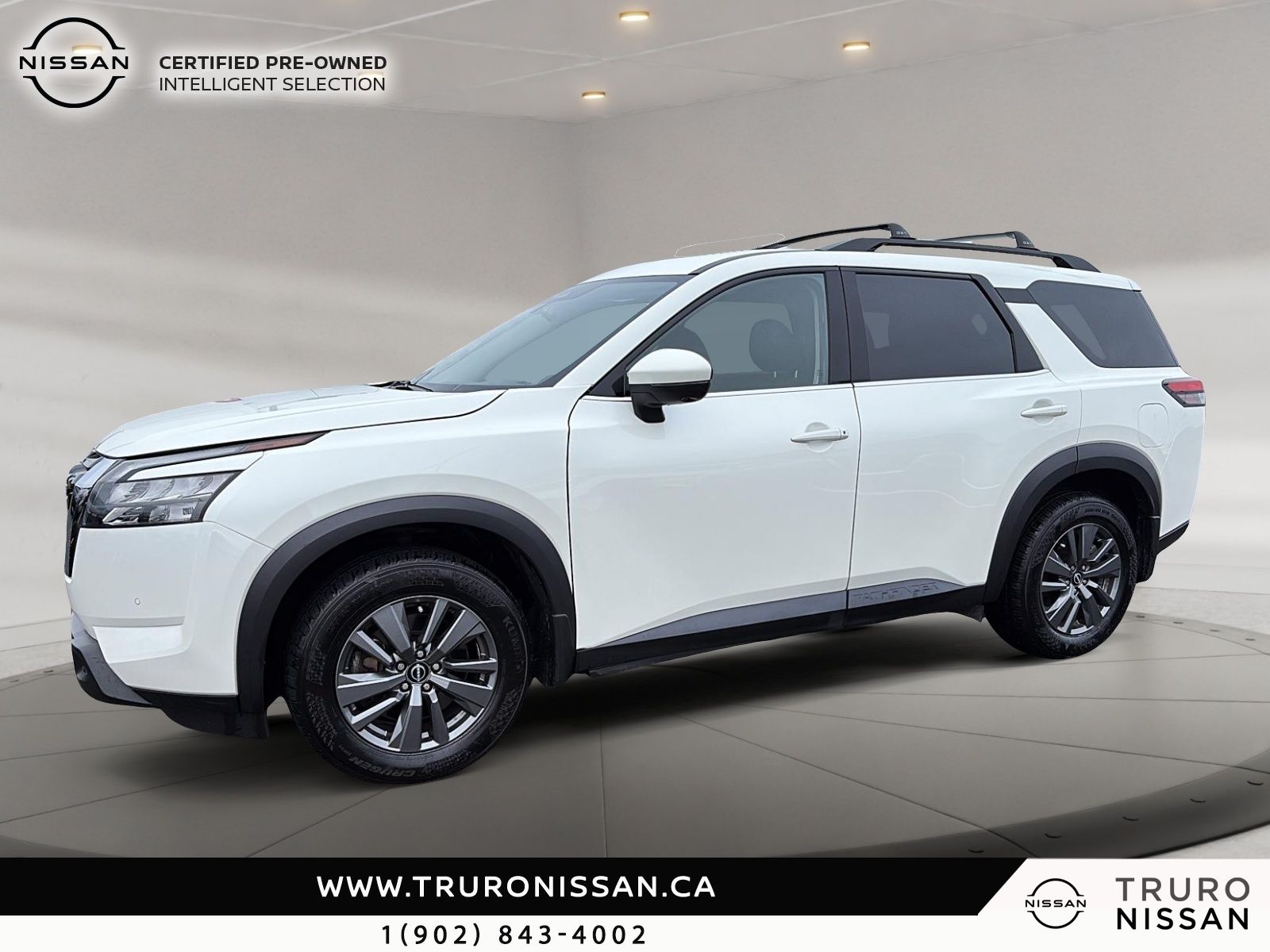 Photo 2023 Nissan Pathfinder SV #1