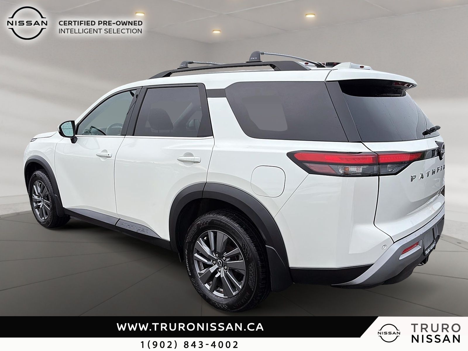Photo 2023 Nissan Pathfinder SV #5