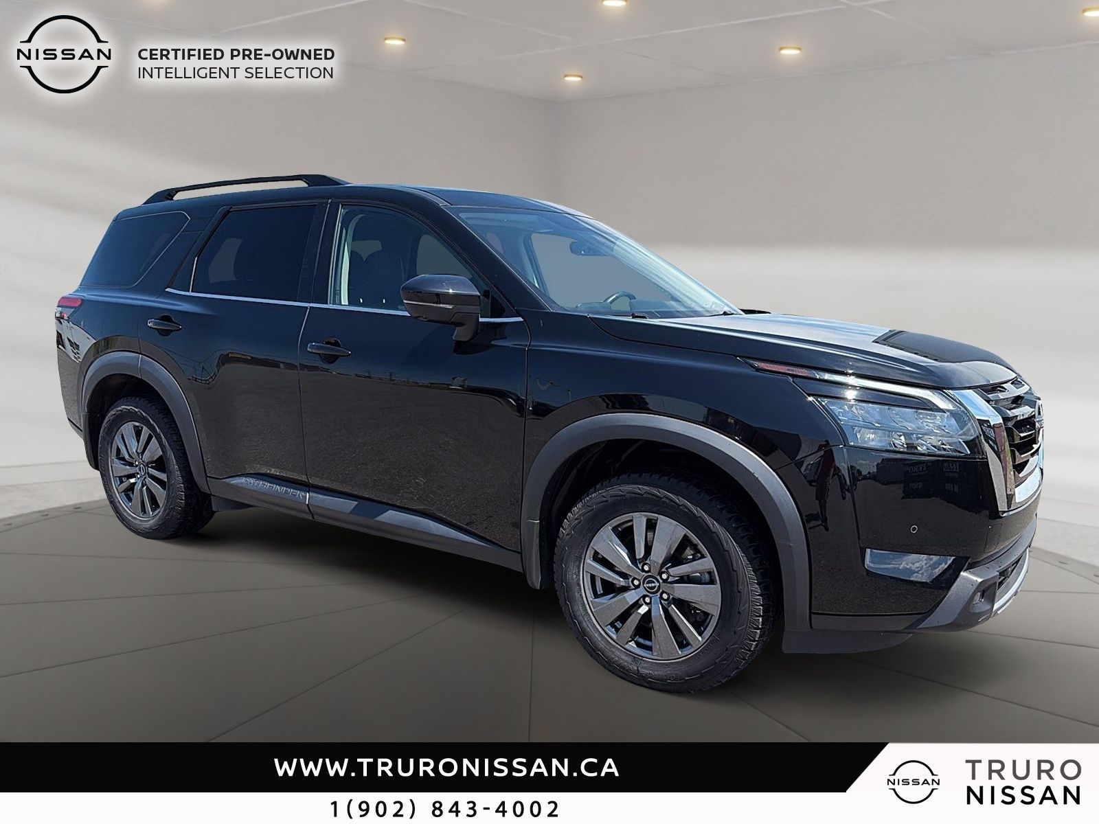Photo 2024 Nissan Pathfinder SV #2