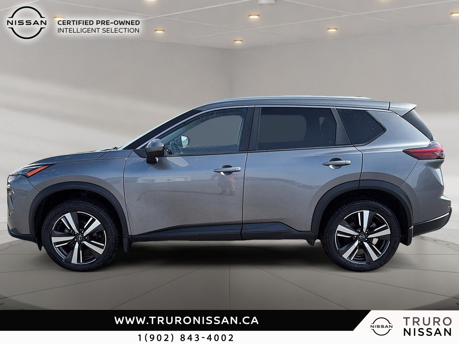 Photo 2024 Nissan Rogue SV Moonroof #7