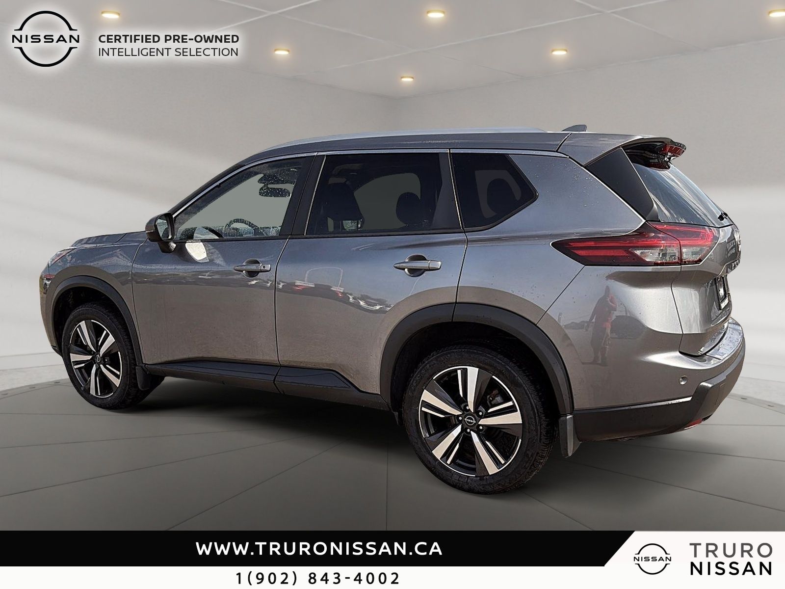 Photo 2024 Nissan Rogue SV Moonroof #5