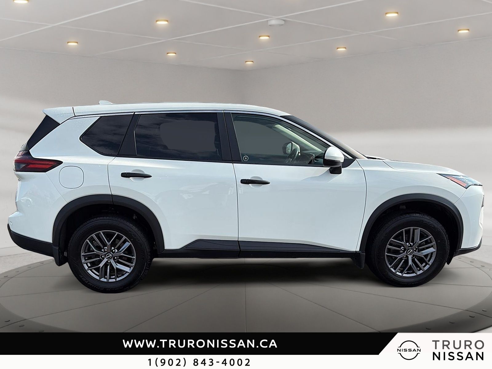 Photo 2024 Nissan Rogue S #8