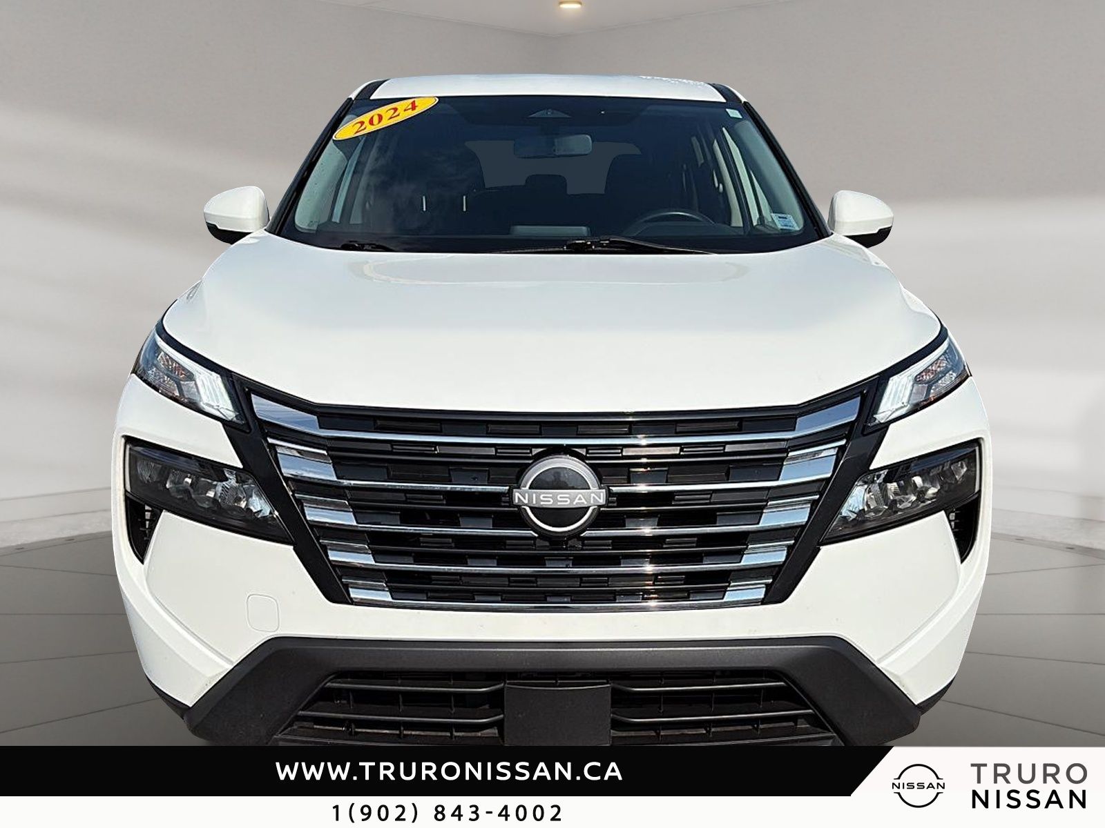 Photo 2024 Nissan Rogue S #3
