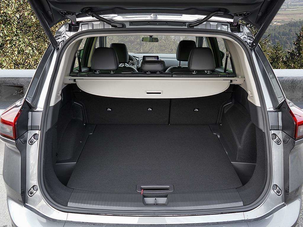 Photo Nissan Rogue SV MOONROOF 2025 #7