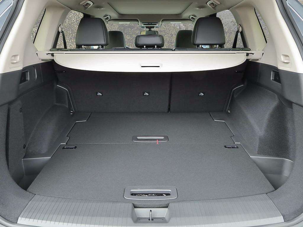 Photo Nissan Rogue Platinum 2026 #7
