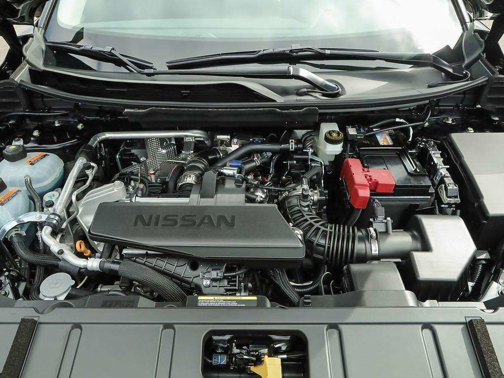 Photo Nissan Rogue SV Moonroof 2026 #6