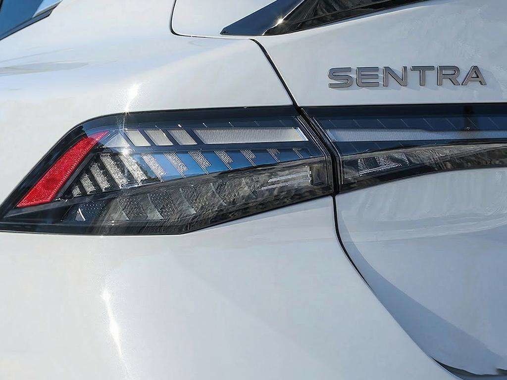 Photo 2026 Nissan Sentra SR #8