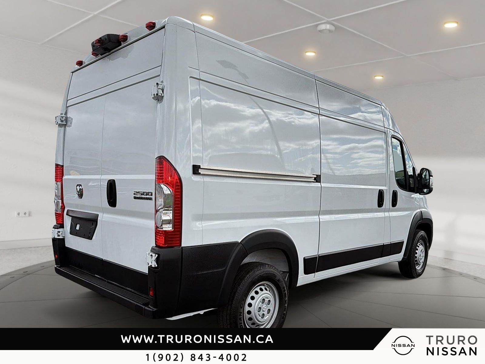 Photo 2025 Ram ProMaster Cargo Van Tradesman #6