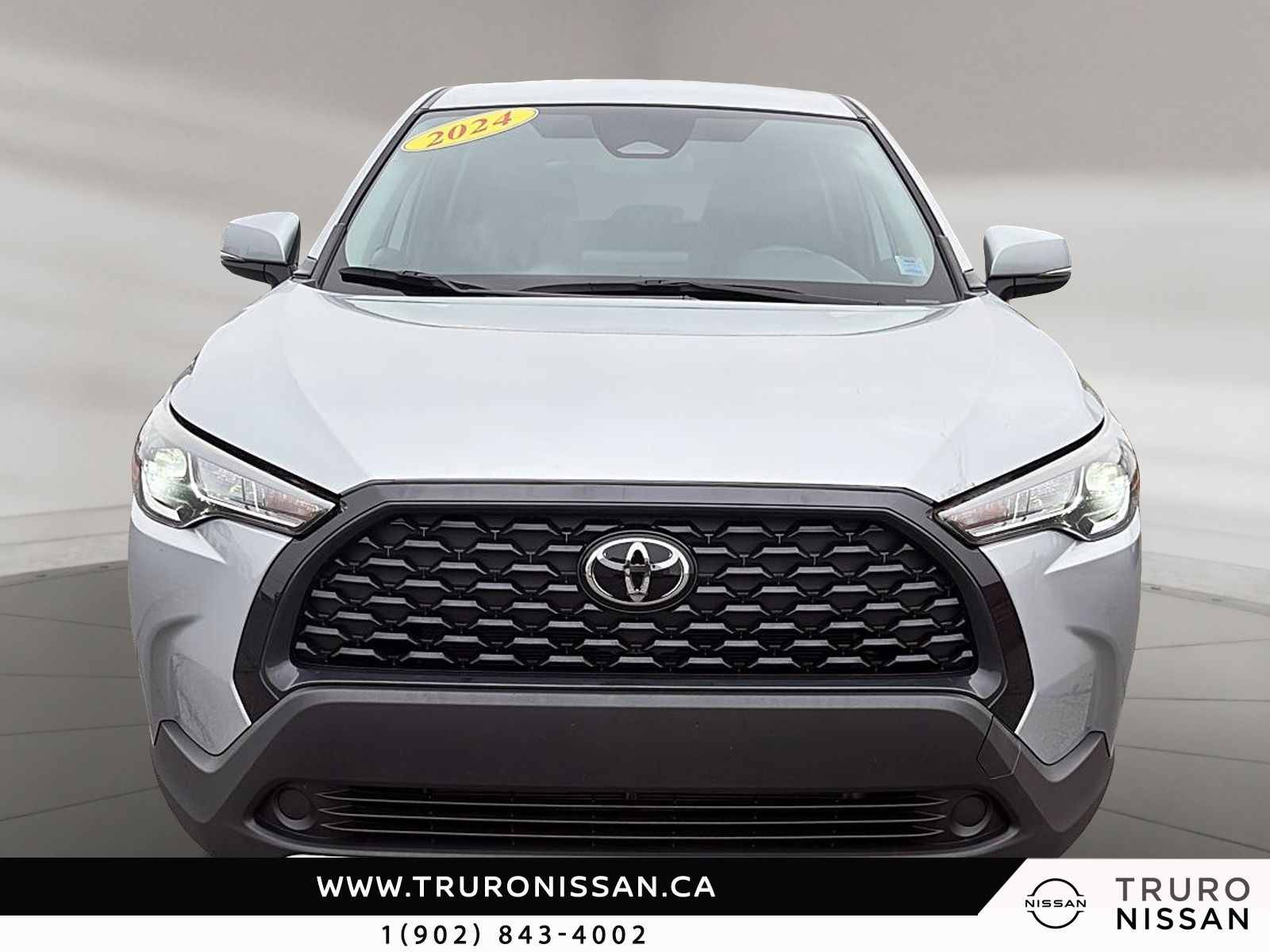 Photo 2024 Toyota Corolla Cross LE #3