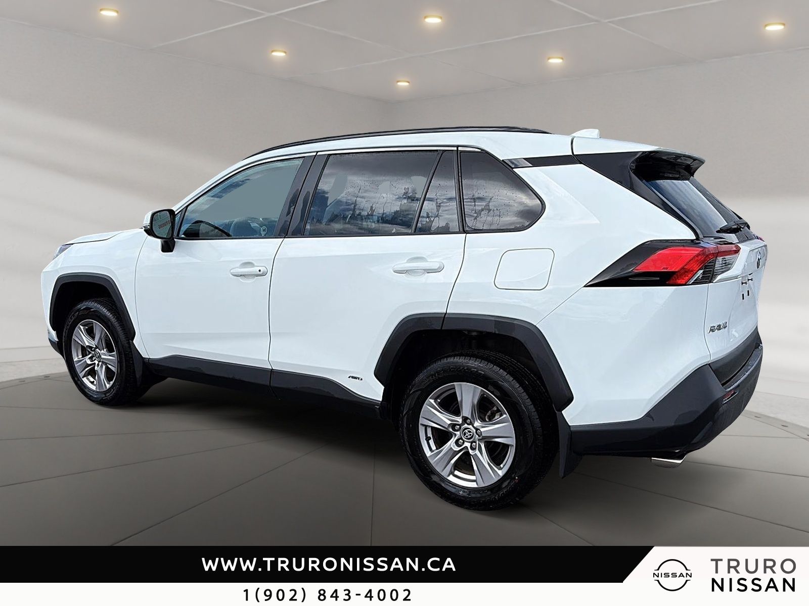 Photo Toyota RAV4 Hybrid XLE 2023 #5