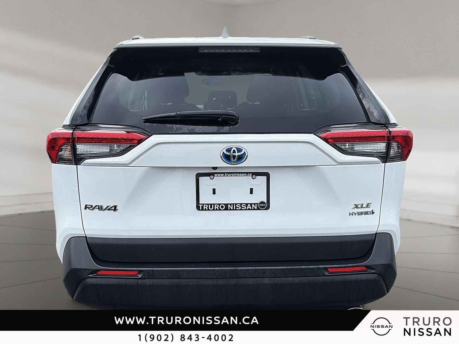 Photo 2023 Toyota RAV4 Hybrid XLE #4