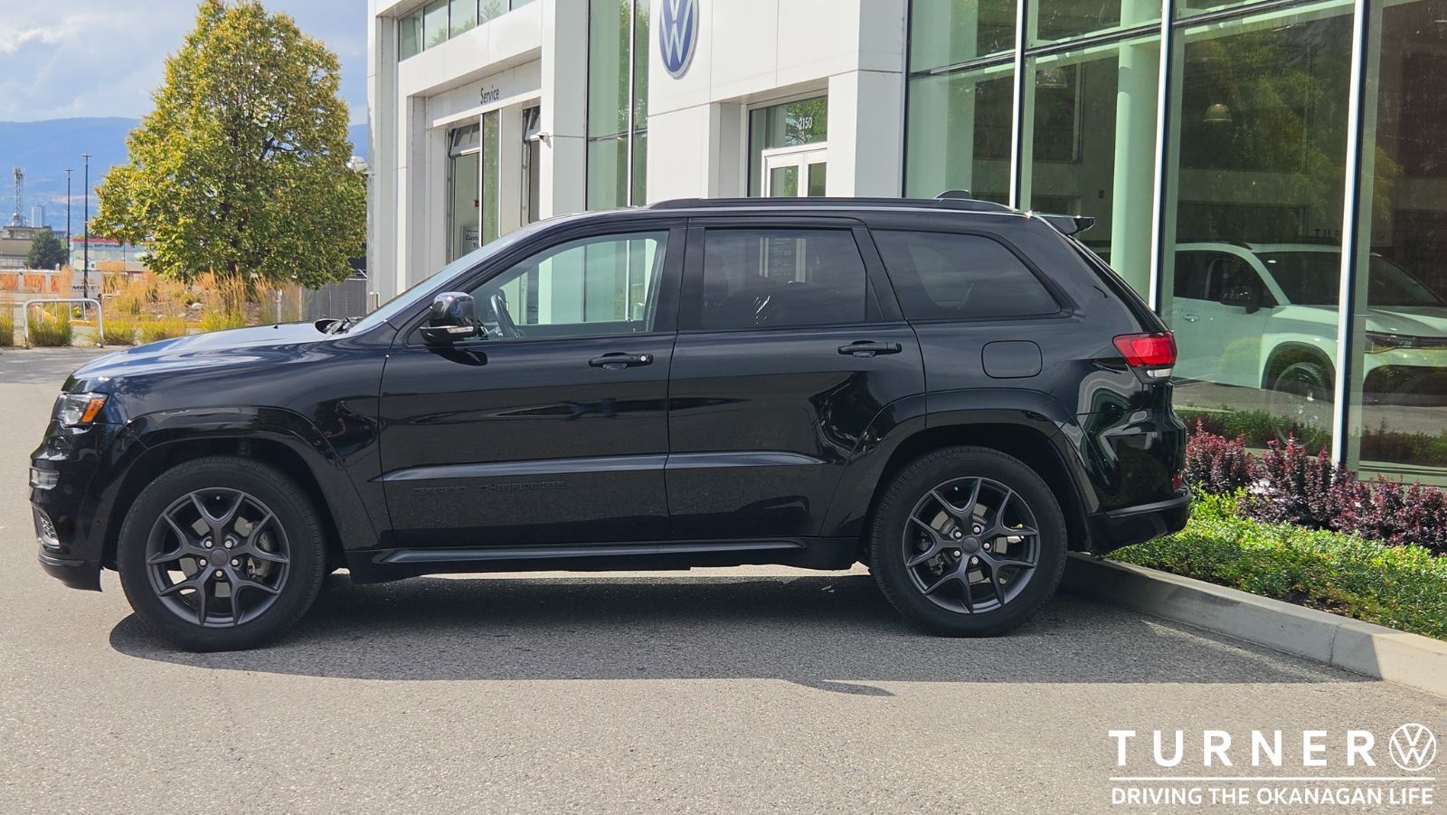 Photo 2019 Jeep Grand Cherokee Limited X #2