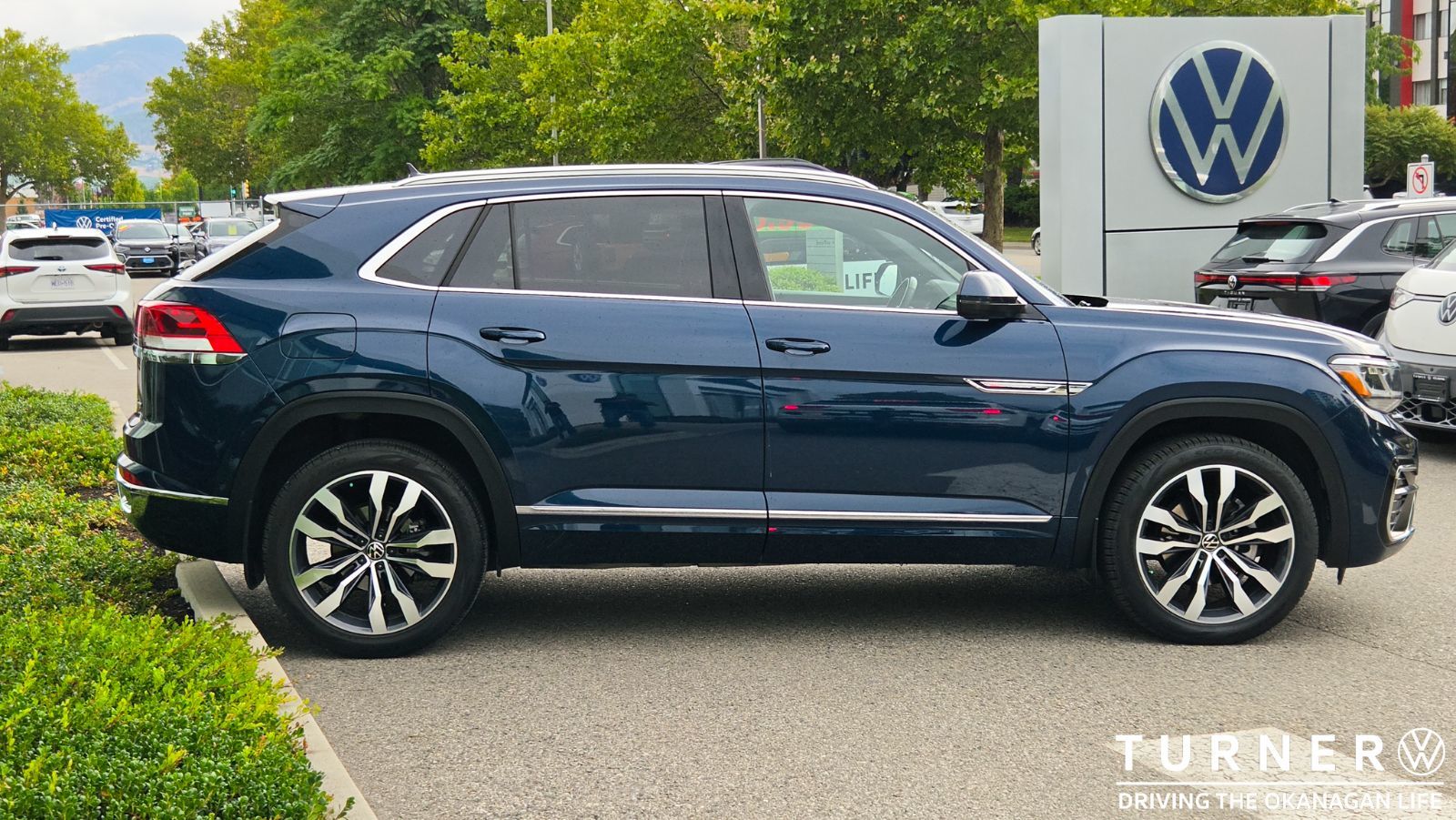 Photo 2023 Volkswagen Atlas Cross Sport Execline #4